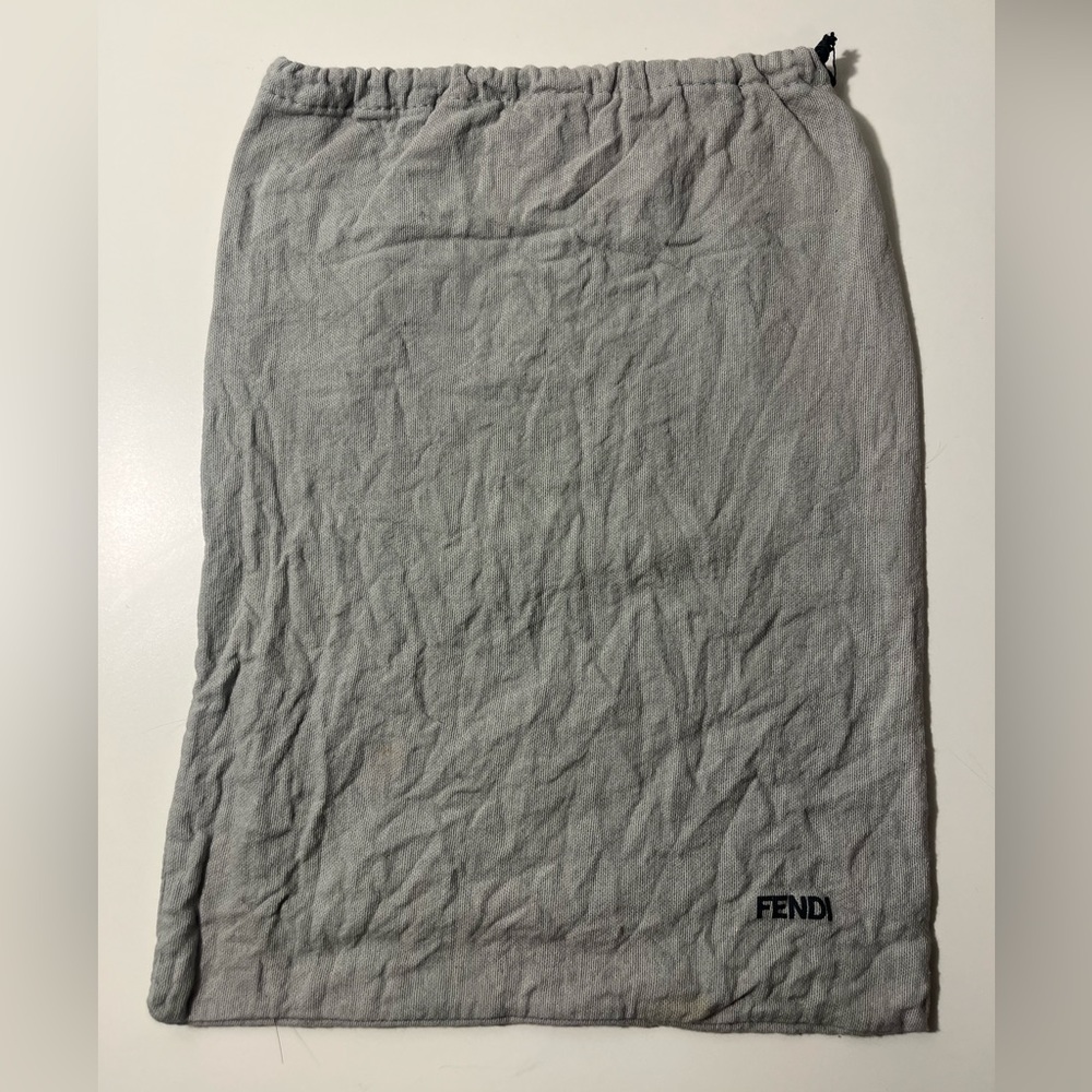 Fendi Authentic Adjustable Drawstring Handbag Pur… - image 3